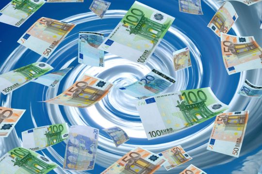 Το πλυντήριο της… Τρόικας